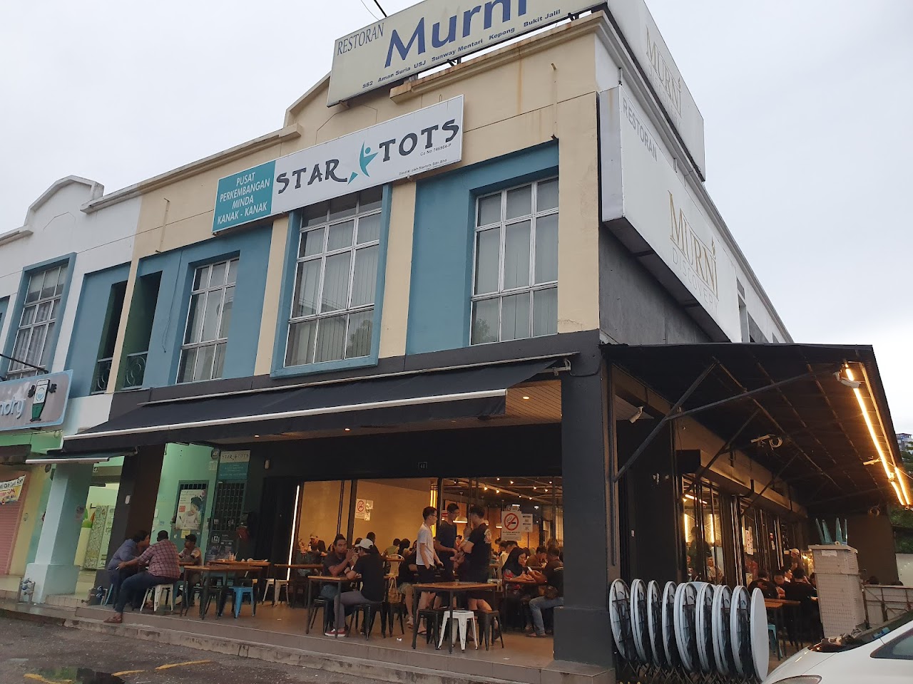 Murni Discovery storefront, Bukit Jalil