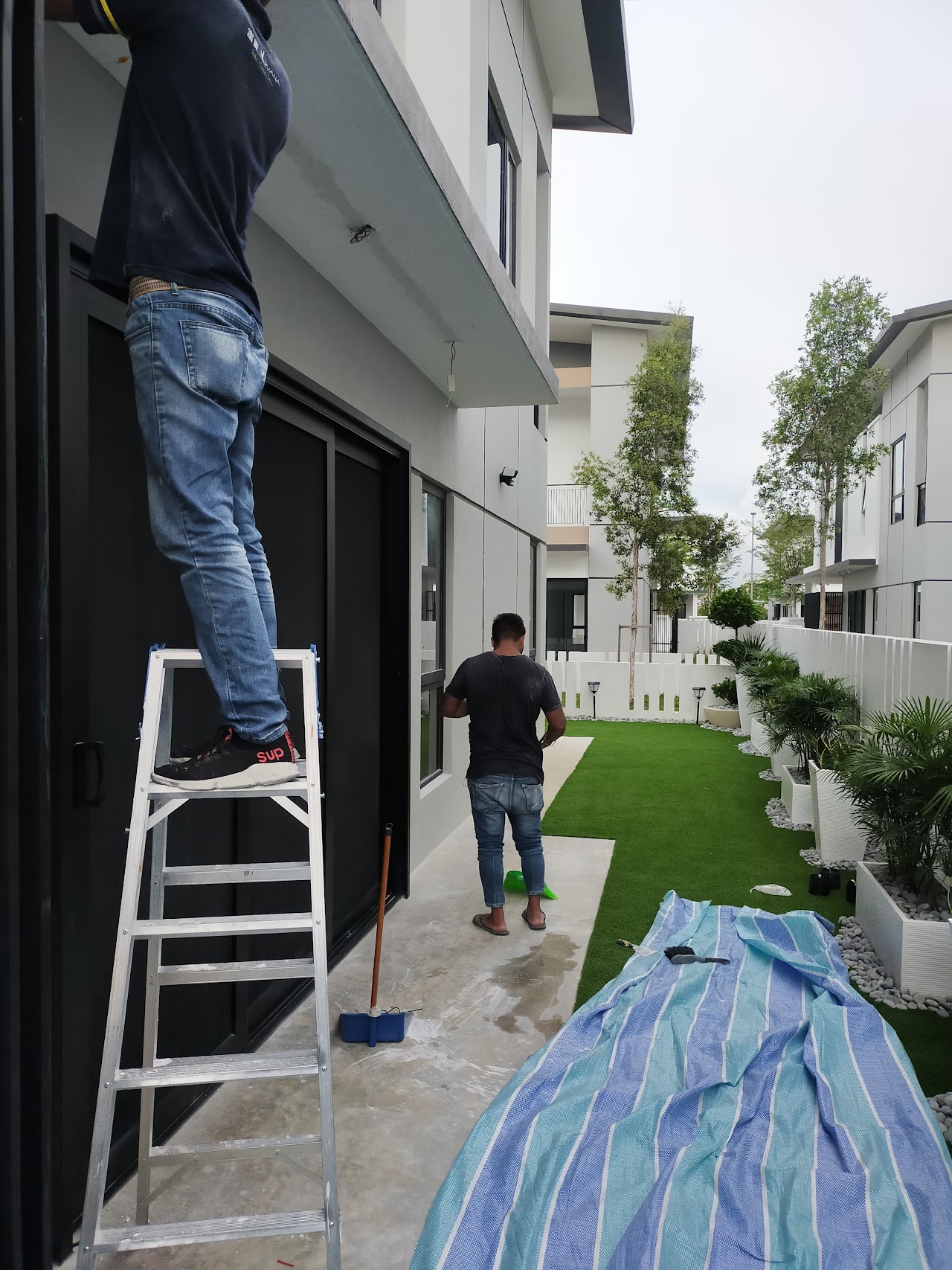 Exterior cleanup and landscaping by Qucik Renovation Enterprise