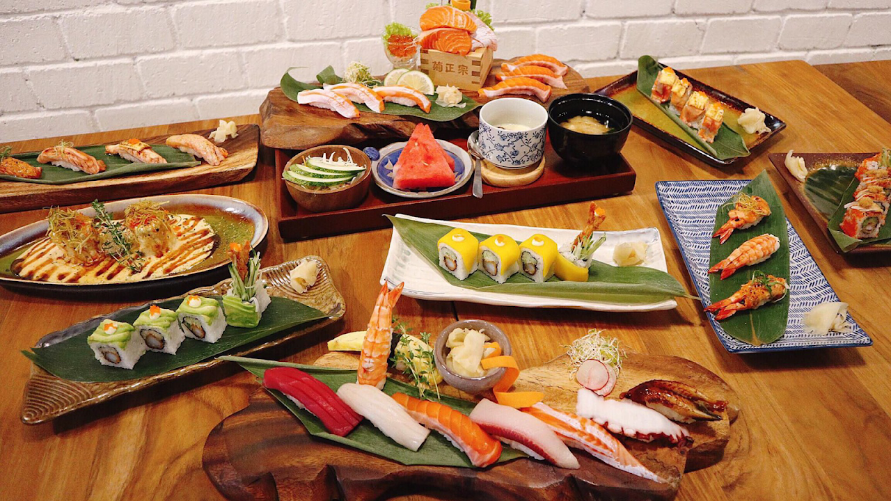 Sushi and sashimi platter at Shin Zushi Bukit Jalil