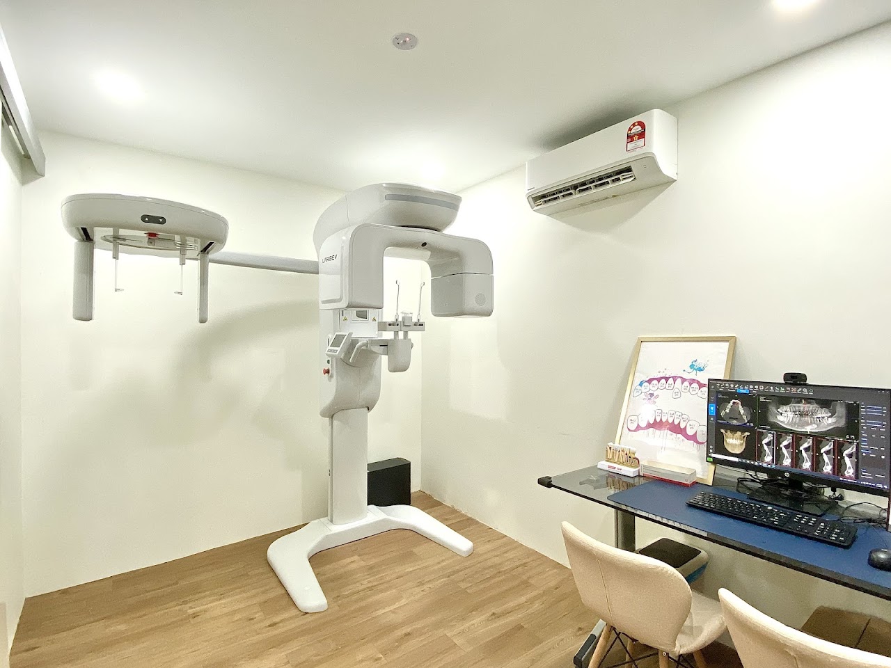Smile Life digital X-ray and CBCT imaging room